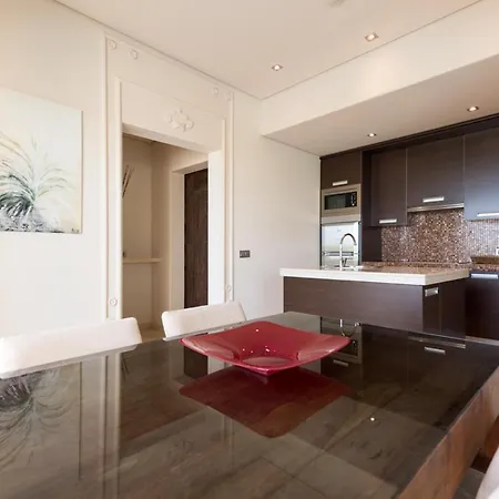Willa Puerto Del Carmen Sleeps 4 With Pool Air Con And Wifi *