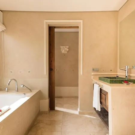 Willa Puerto Del Carmen Sleeps 4 With Pool Air Con And Wifi Puerto del Carmen (Lanzarote)